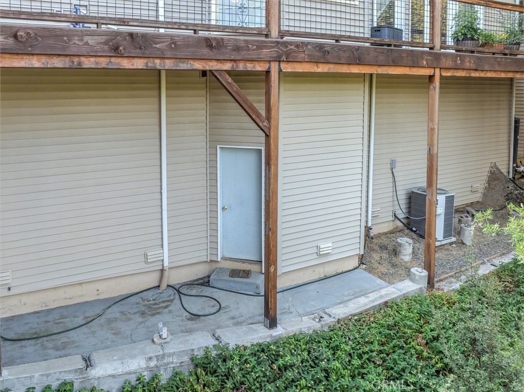 39309 Forest Park Ln, Oakhurst, CA 93644