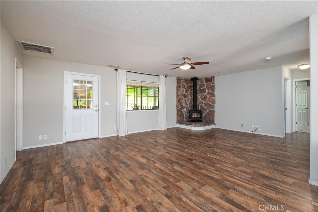 29280 Glacier Dr, Coarsegold, CA 93614