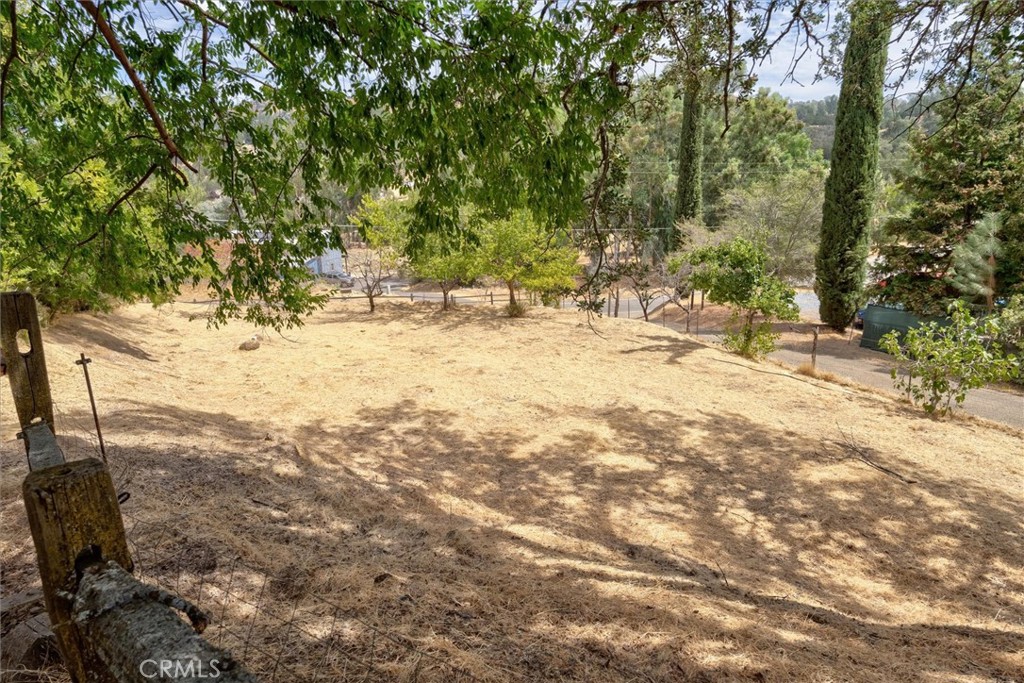 29280 Glacier Dr, Coarsegold, CA 93614