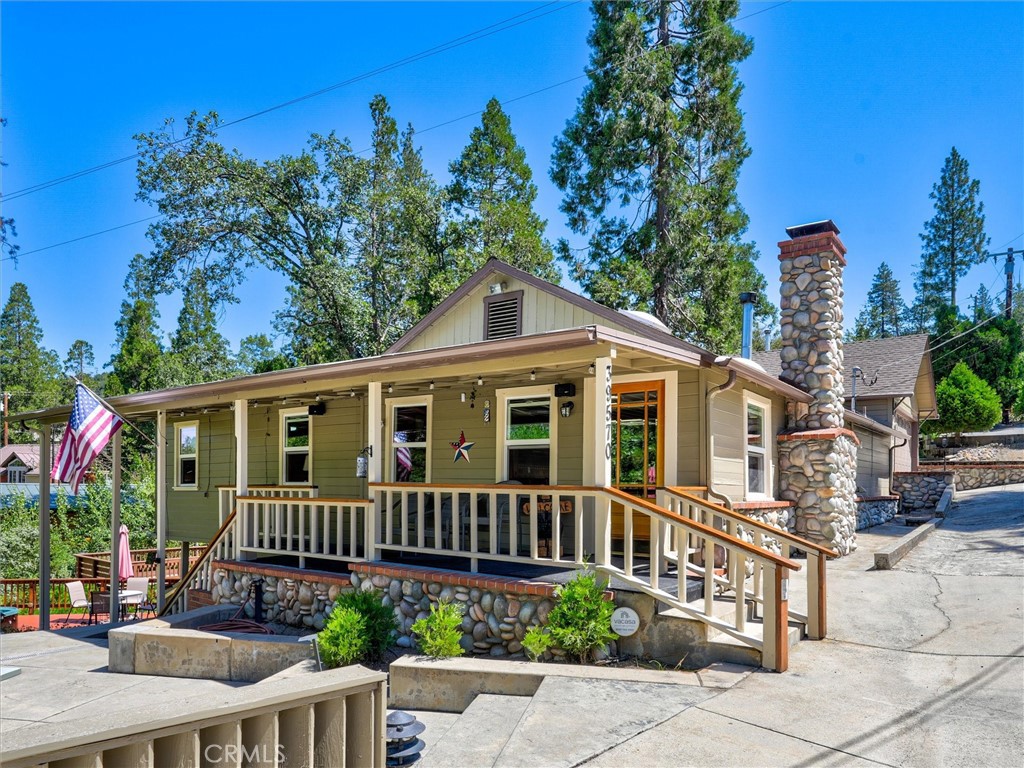 39570 Saunders, Bass Lake, CA 93604