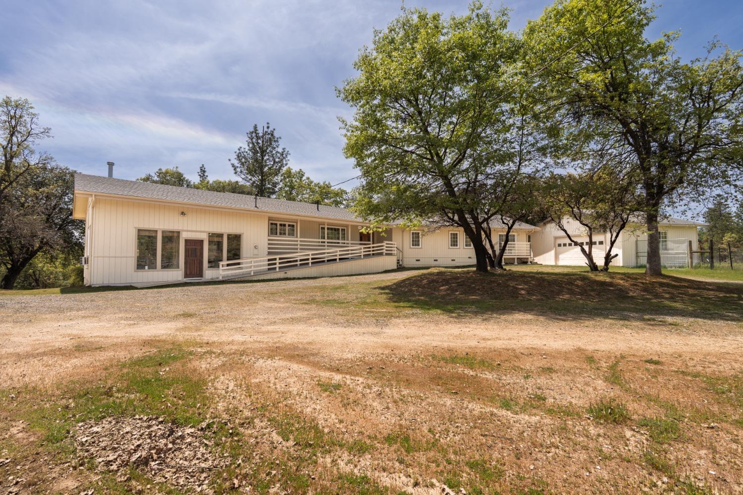 4904 Sierra Pines Dr, Mariposa, CA 95338