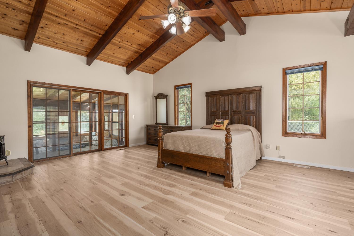 4904 Sierra Pines Dr, Mariposa, CA 95338