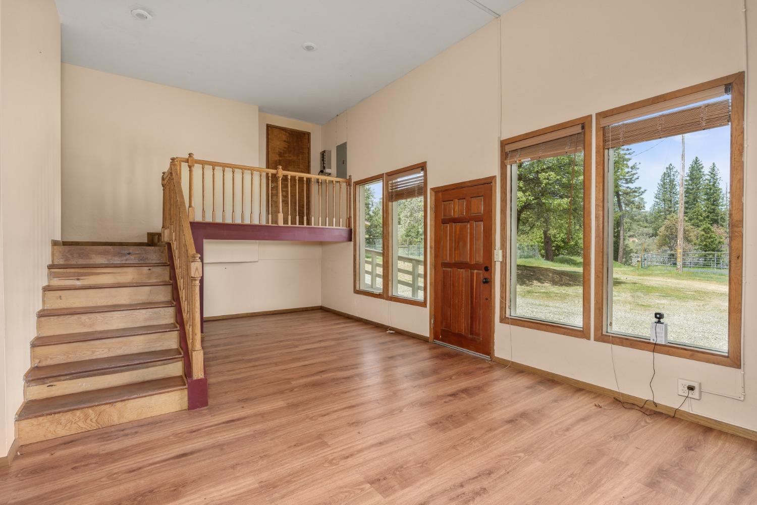 4904 Sierra Pines Dr, Mariposa, CA 95338