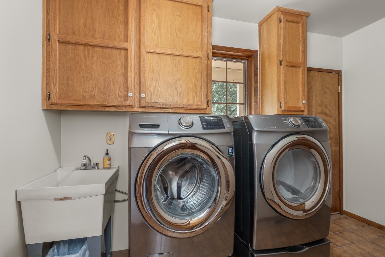 4904 Sierra Pines Dr, Mariposa, CA 95338