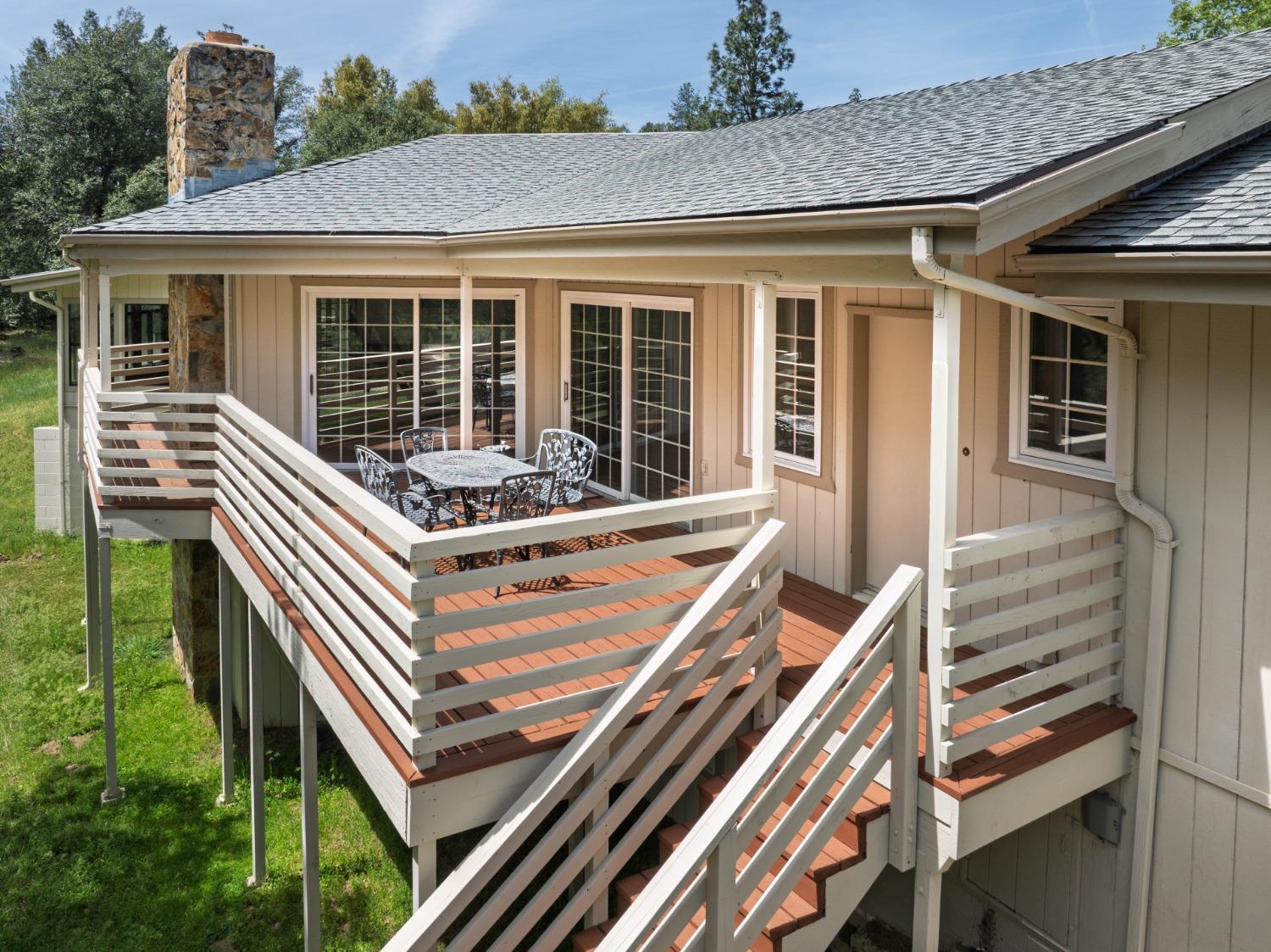 4904 Sierra Pines Dr, Mariposa, CA 95338