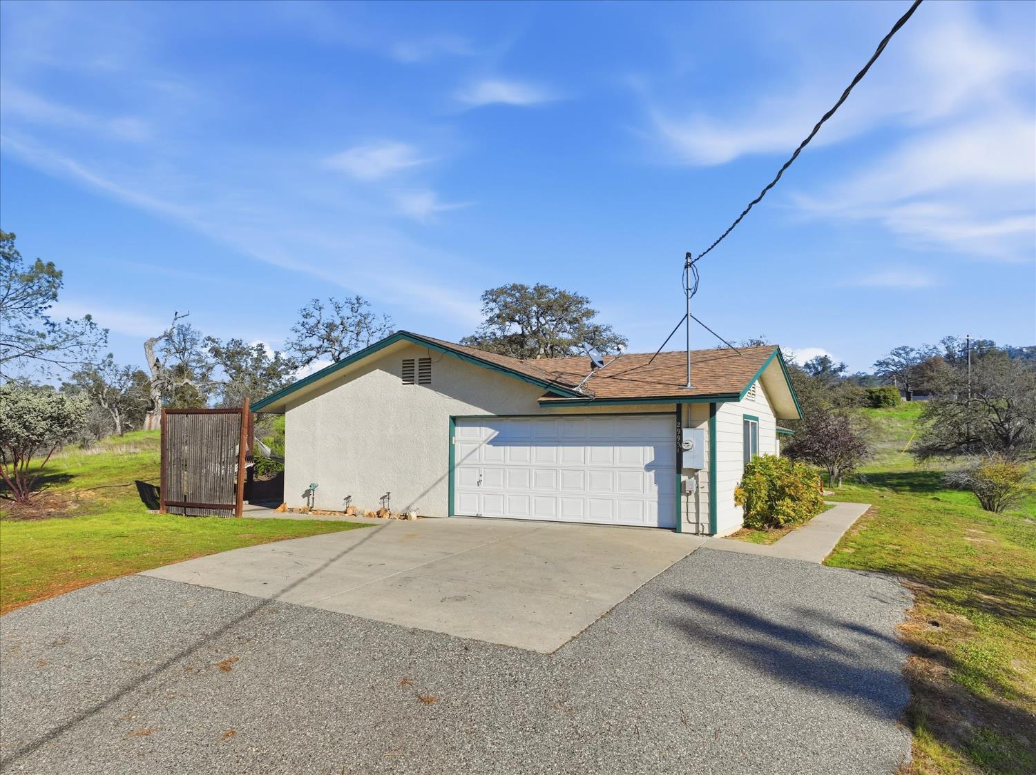 22951 N Lilley Way, Coarsegold, CA 93614