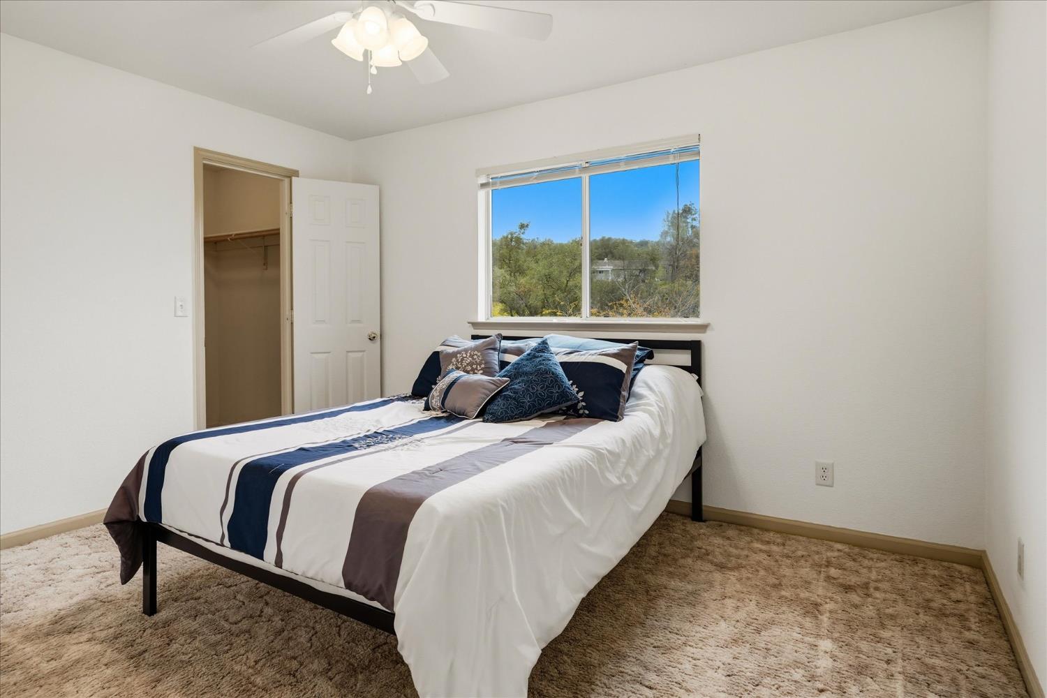 22951 N Lilley Way, Coarsegold, CA 93614