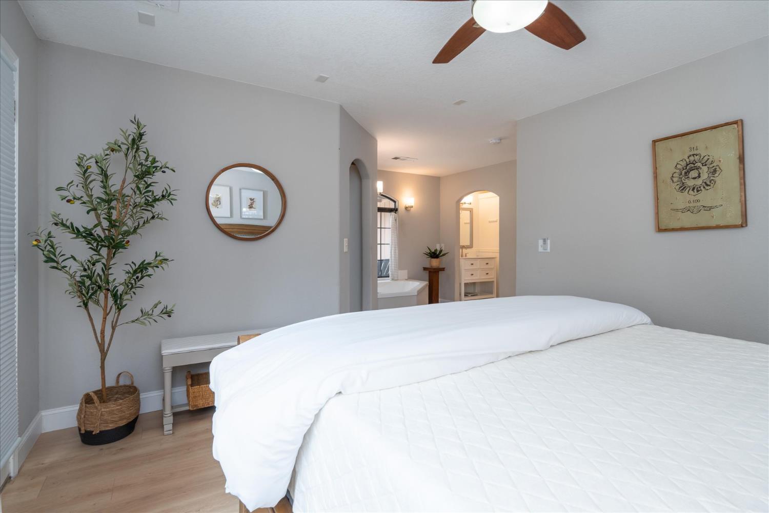 29280 Glacier Dr, Coarsegold, CA 93614