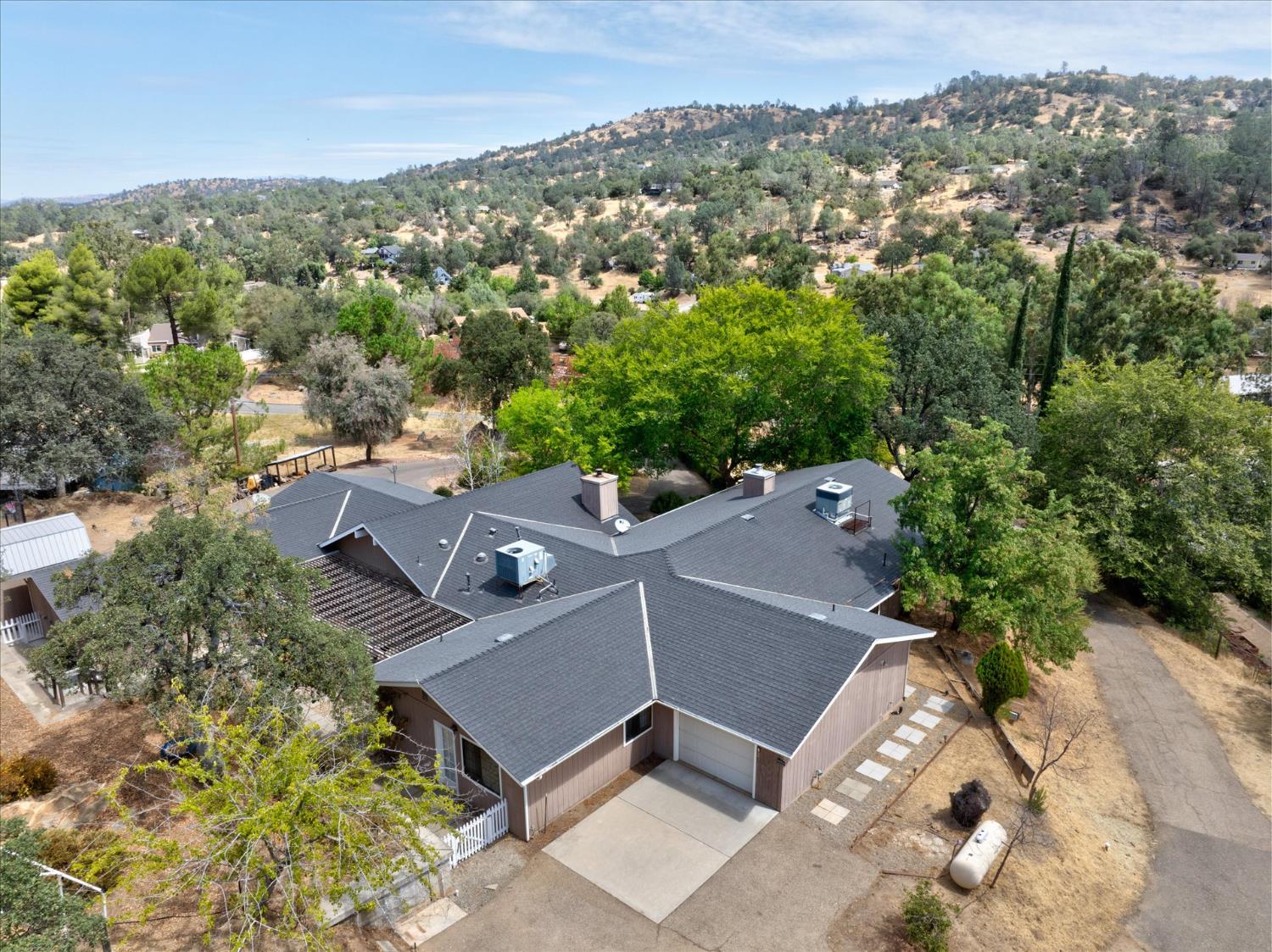 29280 Glacier Dr, Coarsegold, CA 93614