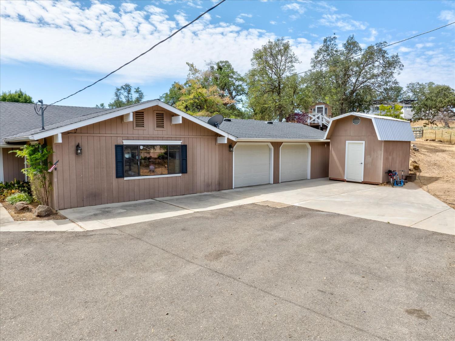 29280 Glacier Dr, Coarsegold, CA 93614