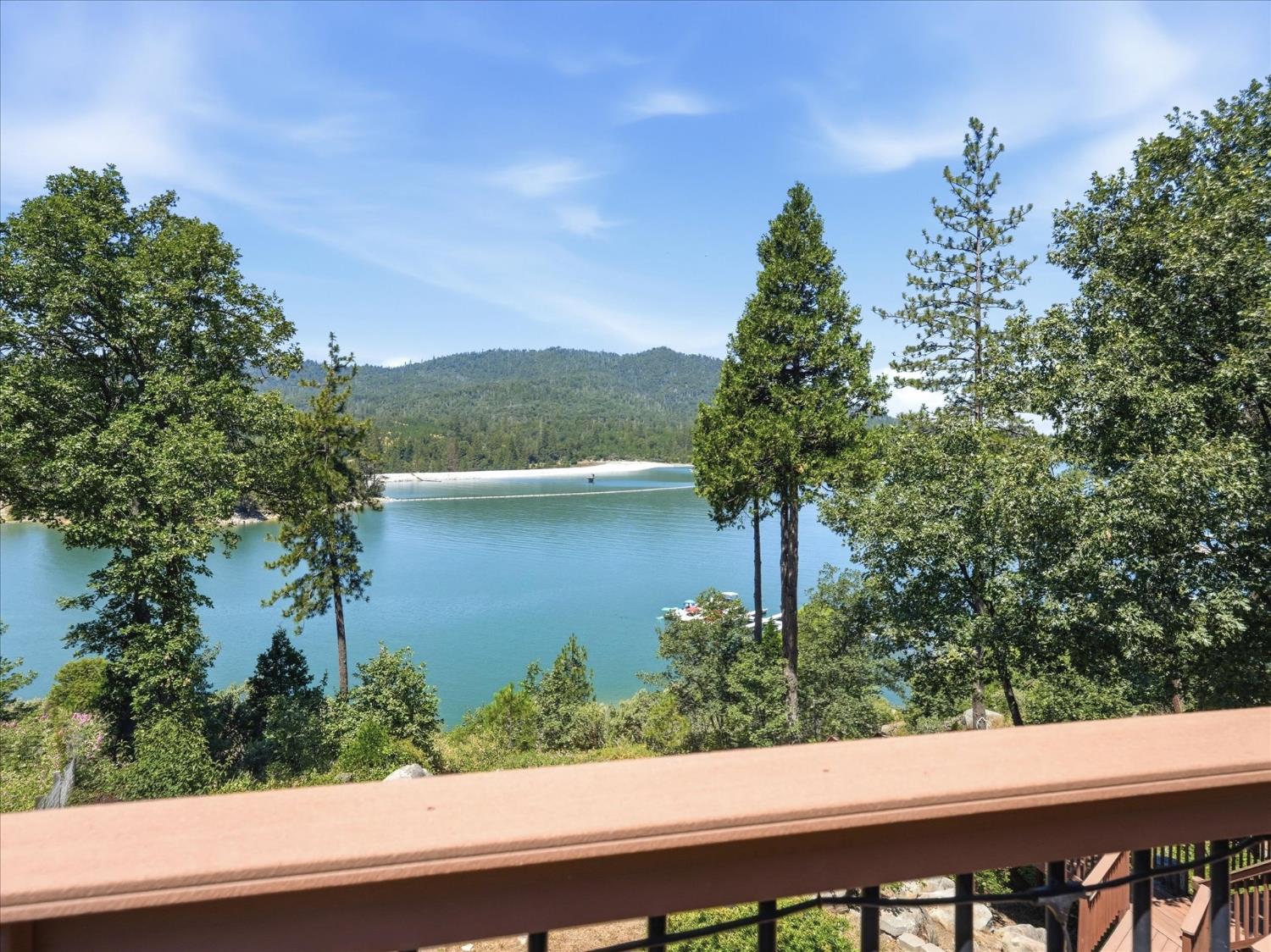 37516 Road 274, Bass Lake, CA 93604